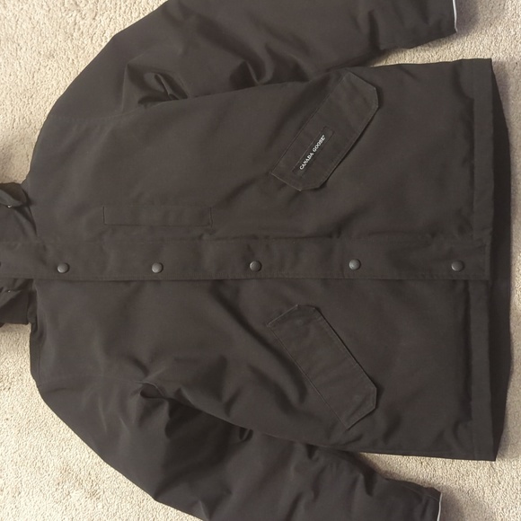 Canada Goose Kids Logan Parka - Picture 3 of 12